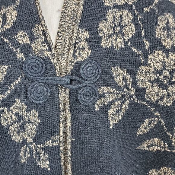 Talbots 100% wool mandarin collar cardigan - Picture 3 of 7